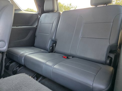 Used 2018 Chevrolet Traverse LT image 31