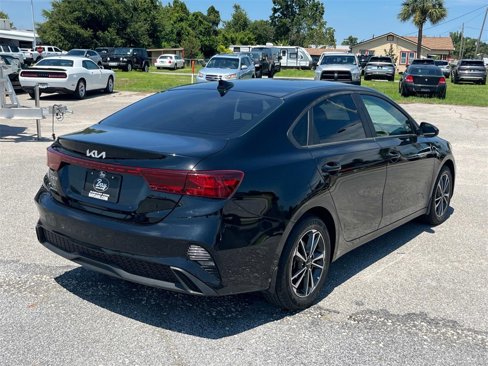 Used 2024 Kia Forte LXS image 5