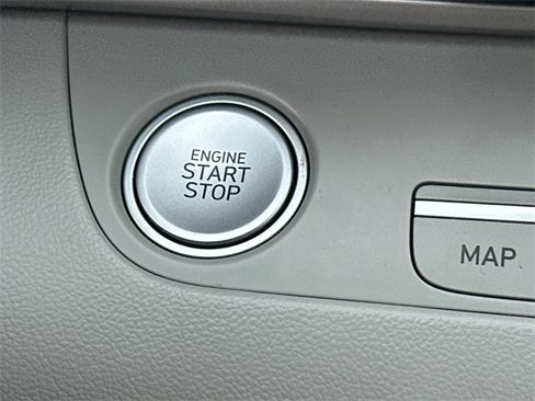 Certified 2023 Hyundai Elantra Limited image 22
