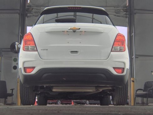 Used 2020 Chevrolet Trax LS w/ Tint and Cruise Package image 8