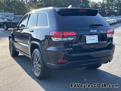 Used 2020 Jeep Grand Cherokee Laredo w/ Laredo X Package image 6