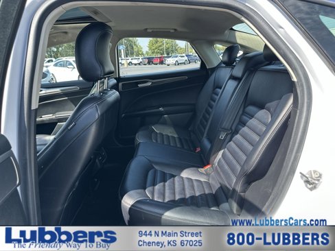 Used 2019 Ford Fusion SEL image 19