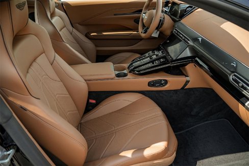 New 2025 Aston Martin V8 Vantage Coupe image 35