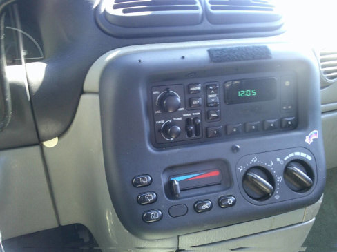 Used 1999 Dodge Grand Caravan image 7