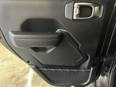 Used 2021 Jeep Wrangler Unlimited Sport image 20