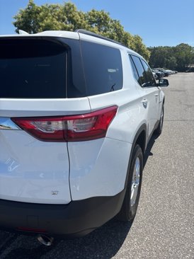 Used 2019 Chevrolet Traverse LT image 9