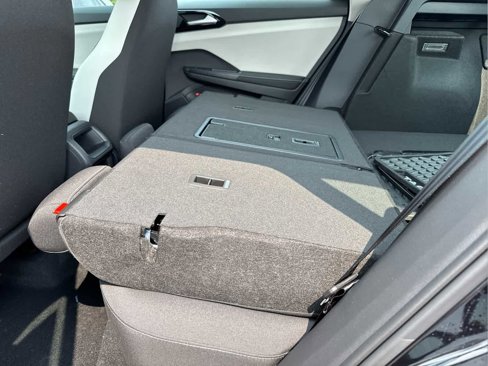 New 2025 Volkswagen Taos S image 15