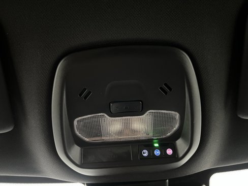 Used 2024 Chevrolet Trax RS w/ Driver Confidence Package image 53