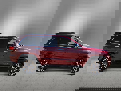 Used 2018 Jeep Grand Cherokee Limited w/ Luxury Group II image 9