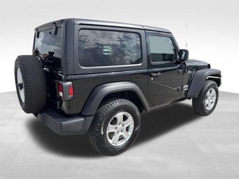 Used 2020 Jeep Wrangler Sport image 5