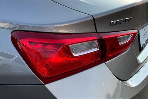 Used 2023 Chevrolet Malibu LT image 23