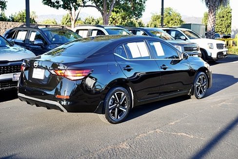 Used 2024 Nissan Sentra SV image 8