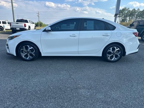 Used 2021 Kia Forte LXS image 2