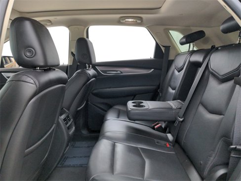 Used 2017 Cadillac XT5 Luxury w/ Driver Awareness Package image 38