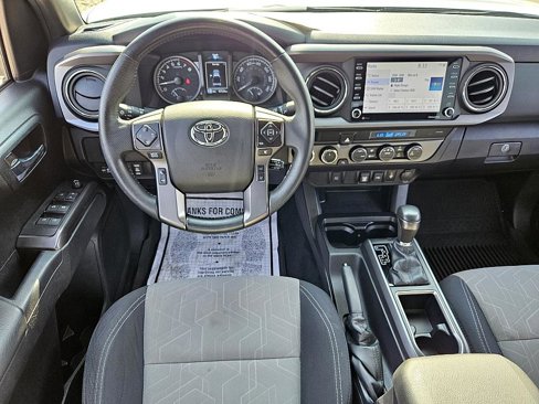 Used 2021 Toyota Tacoma TRD Sport image 9