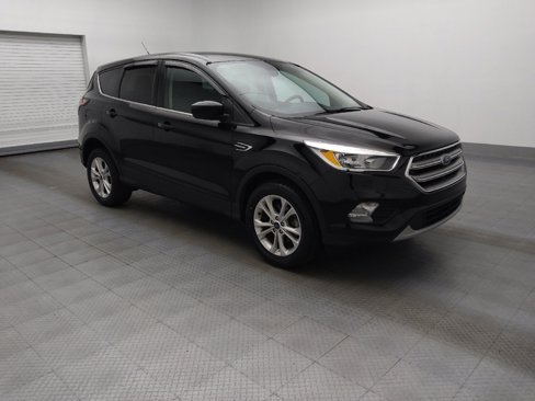 Used 2017 Ford Escape SE image 11