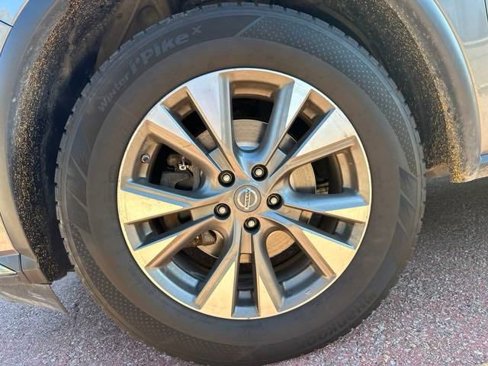 Used 2018 Nissan Murano SV image 28