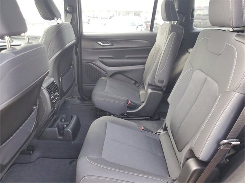 New 2025 Jeep Grand Cherokee L Laredo image 11