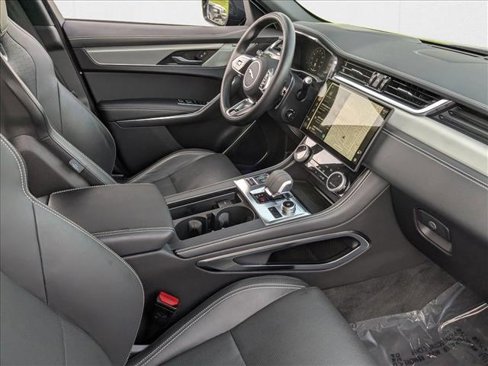 Used 2024 Jaguar F-PACE R-Dynamic S image 24