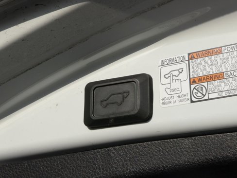 Used 2016 Toyota RAV4 SE image 24
