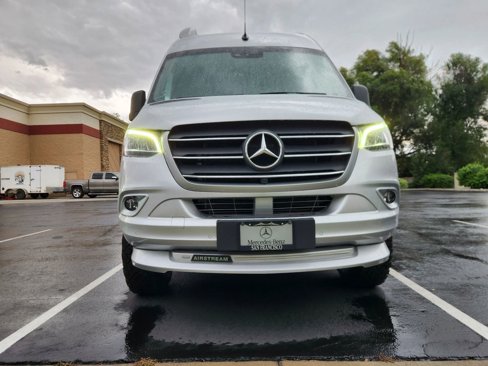 Used 2022 Mercedes-Benz Sprinter 2500 image 4