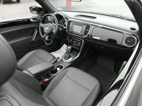 Used 2019 Volkswagen Beetle 2.0T SE image 23