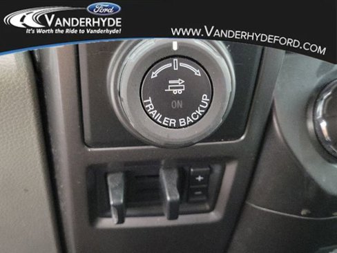 Used 2017 Ford F150 XLT w/ Equipment Group 302A Luxury image 33