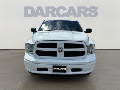 Used 2021 RAM 1500 Classic SLT image 2