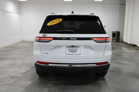 Used 2024 Jeep Grand Cherokee Limited 4xe image 8