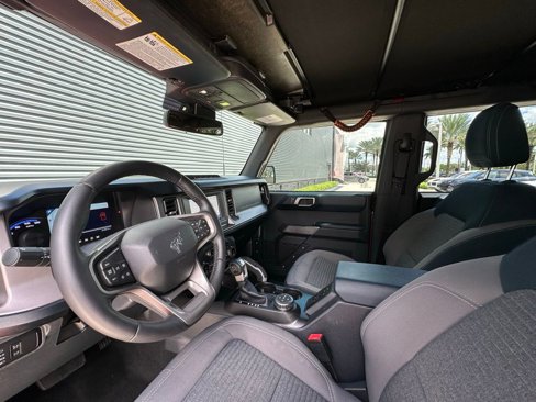 Used 2022 Ford Bronco Outer Banks w/ Sasquatch Package image 4