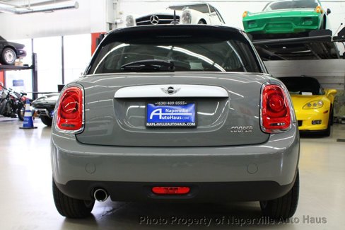 Used 2015 MINI Cooper 4-Door Hardtop image 8
