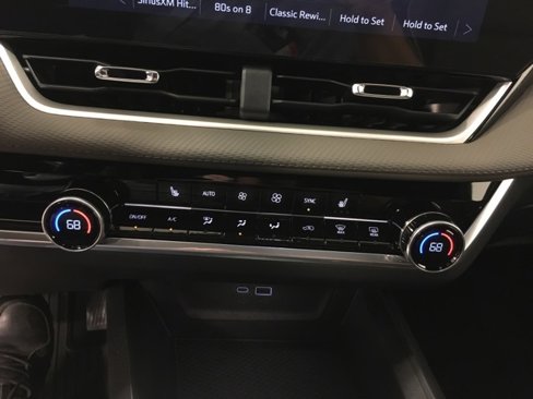 New 2026 Chevrolet Equinox LT w/ Convenience Package II image 23