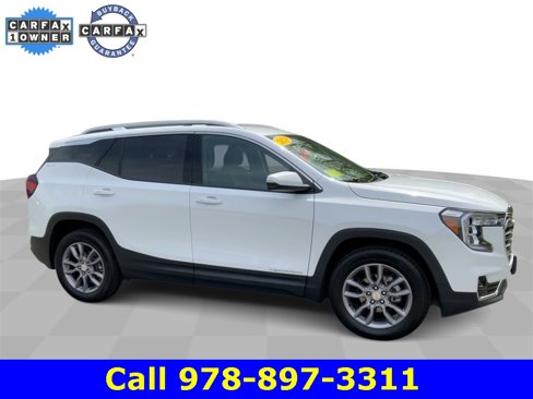 Certified 2024 GMC Terrain SLT image 2