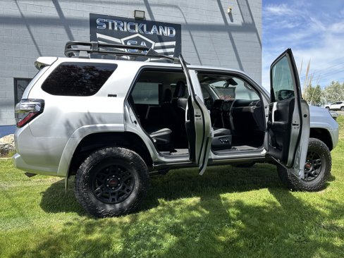 Used 2021 Toyota 4Runner SR5 Premium w/ Moonroof Package image 27
