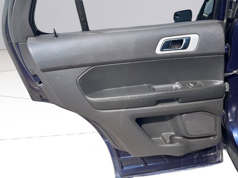 Used 2011 Ford Explorer XLT w/ 201A Rapid Spec Order Code image 38