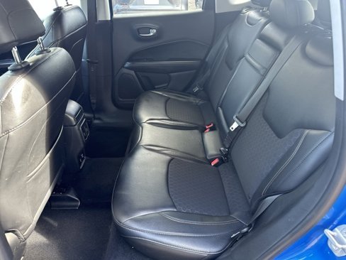 Used 2018 Jeep Compass Latitude w/ Popular Equipment Group image 18