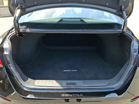Certified 2025 Nissan Sentra SV image 28