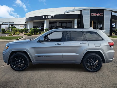 Used 2020 Jeep Grand Cherokee Altitude image 32
