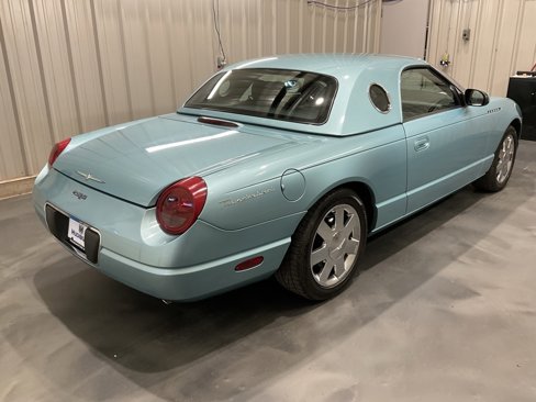 Used 2002 Ford Thunderbird image 19