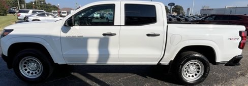 Used 2025 Chevrolet Colorado W/T w/ Advanced Trailering Package image 5