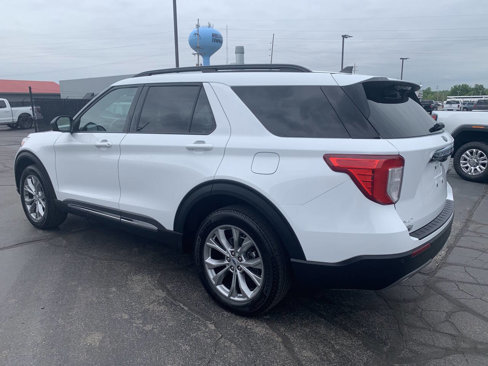 Used 2023 Ford Explorer XLT image 7