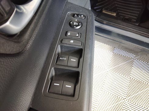Used 2023 Honda CR-V LX image 8