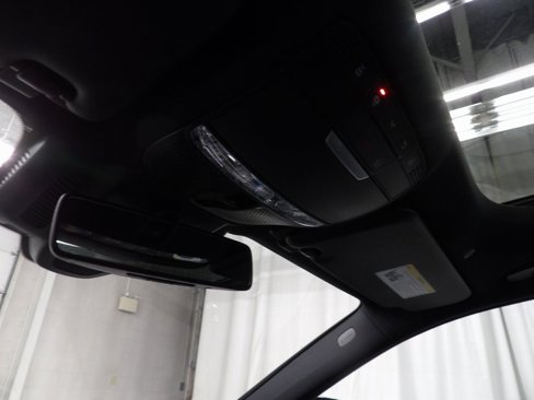 Used 2019 Mercedes-Benz E 300 4MATIC image 20