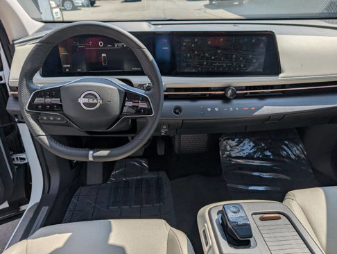 Used 2024 Nissan Ariya AWD image 11