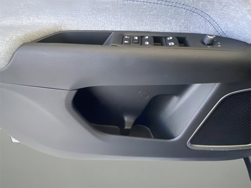 Certified 2024 Jeep Compass Latitude image 16