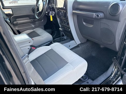 Used 2010 Jeep Wrangler Unlimited Sport image 78