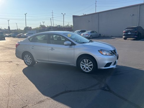 Used 2016 Nissan Sentra S image 2