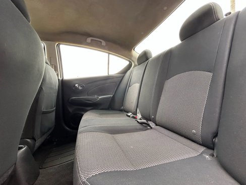 Used 2016 Nissan Versa SV image 16