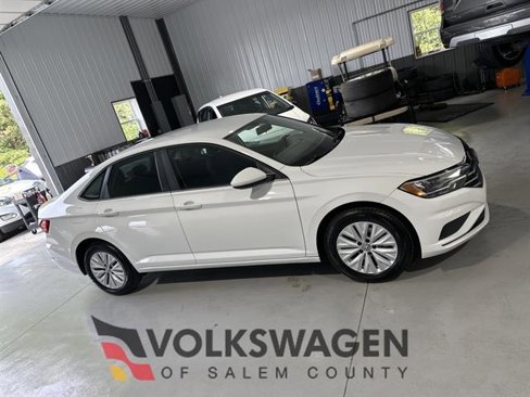 Used 2020 Volkswagen Jetta S image 1