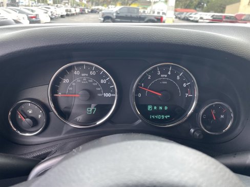 Used 2016 Jeep Wrangler Unlimited Sahara w/ Connectivity Group image 25